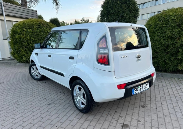 Kia Soul cena 21500 przebieg: 182599, rok produkcji 2009 z Wałbrzych małe 667